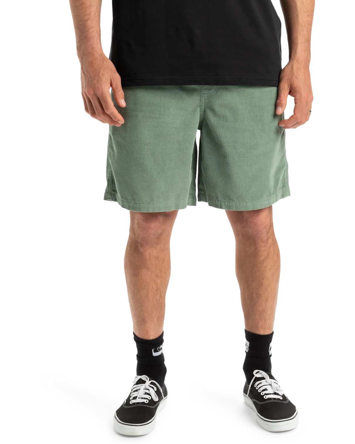 Taxer Cord Walkshorts in Chinois Green