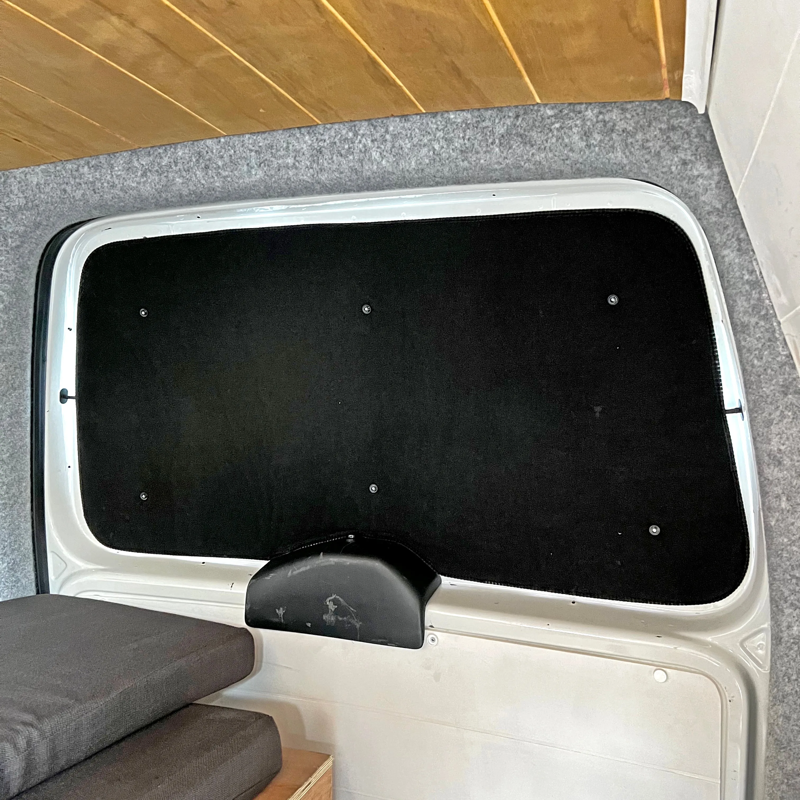 VW Caddy - STEALTH Thermal Screens