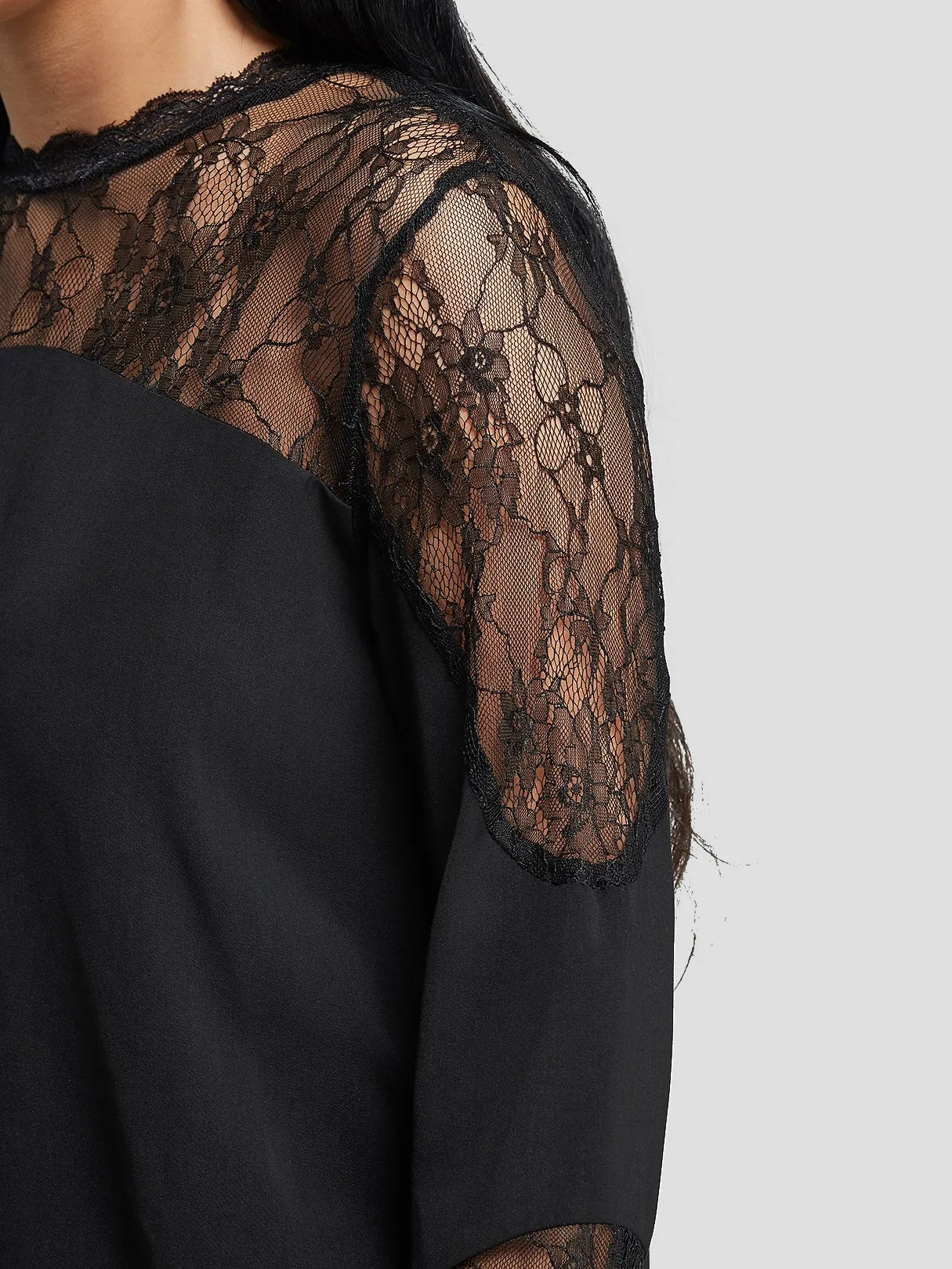 Wholesale Round Neck Sheer Plain Lace Long Sleeve Black Blouses