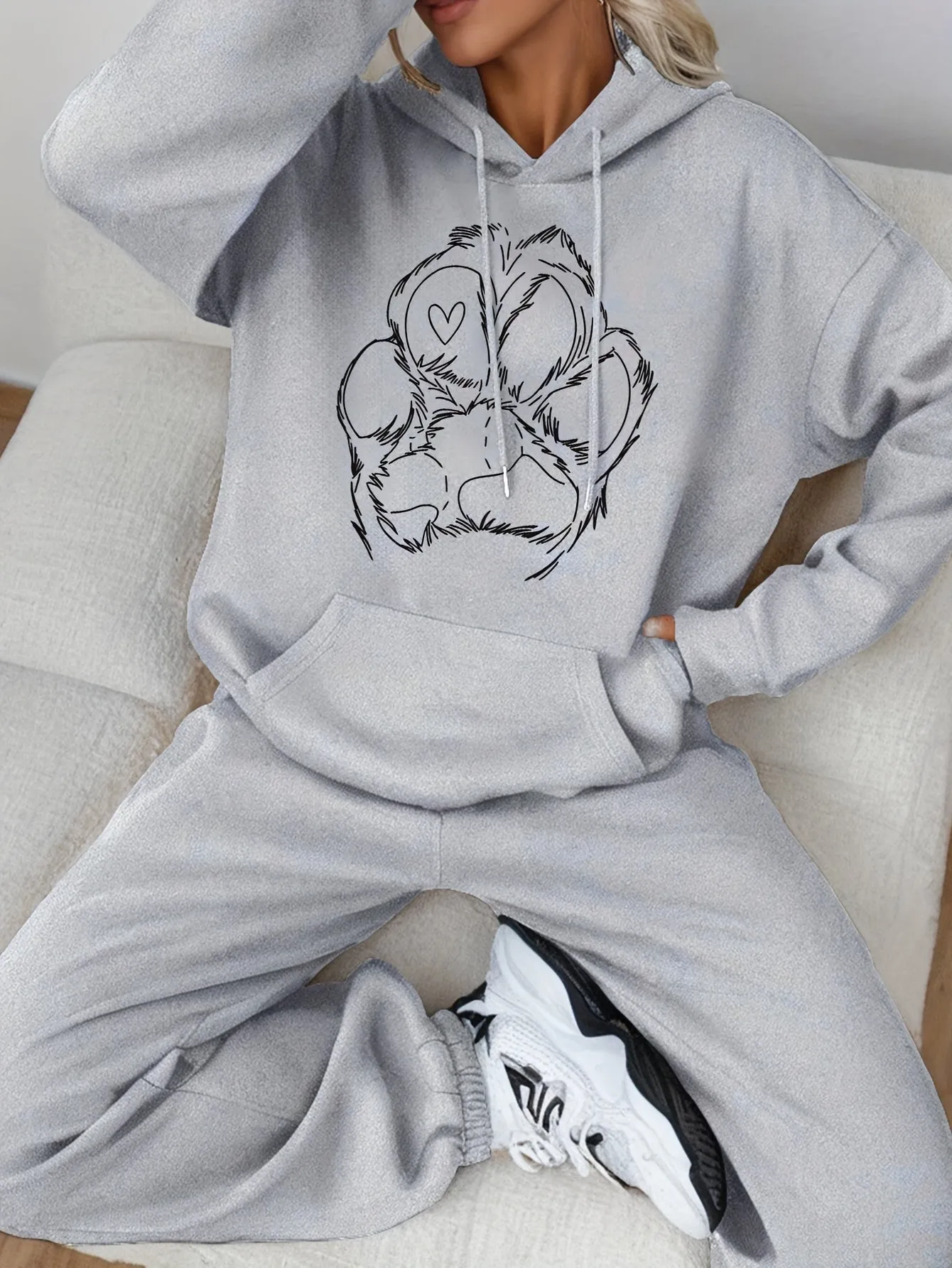 Women's Cotton Paw Print Sweater & Joggers Tracksuit Set | Ideal for Autumn/Winter